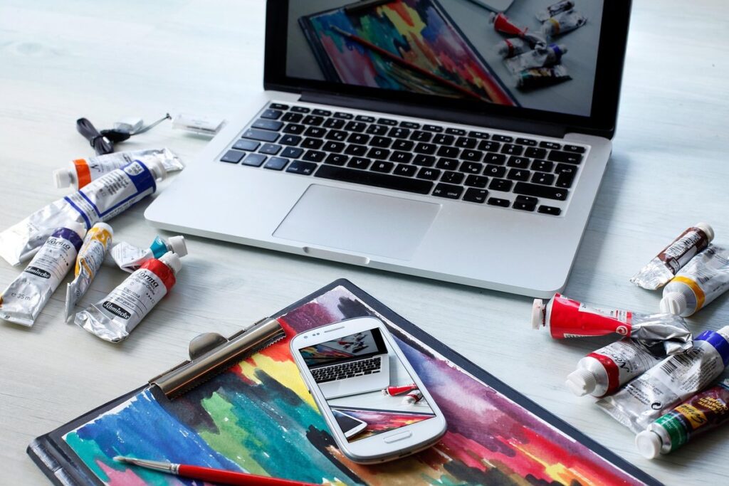 expat workplace communication tips