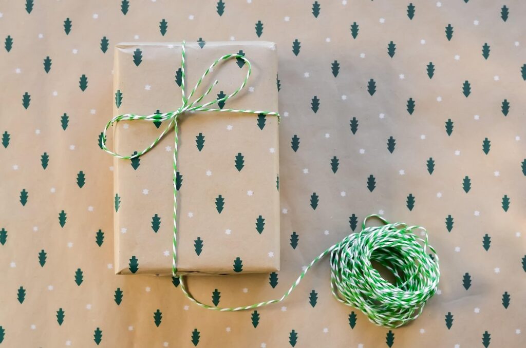 gift wrapping traditions around the world