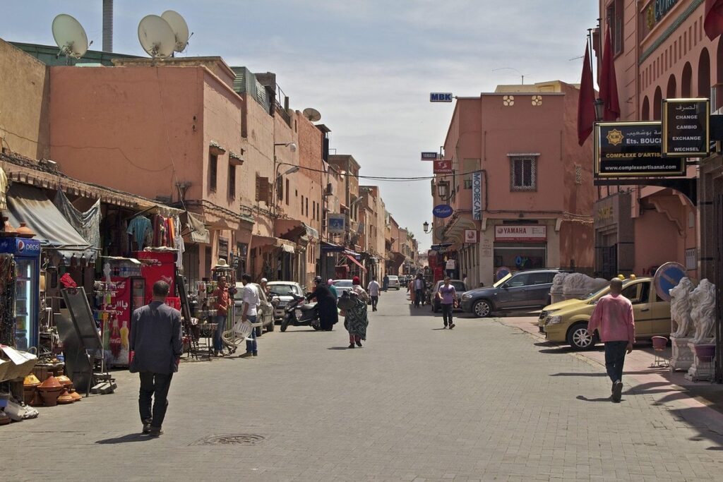 how many languages spoken in morocco